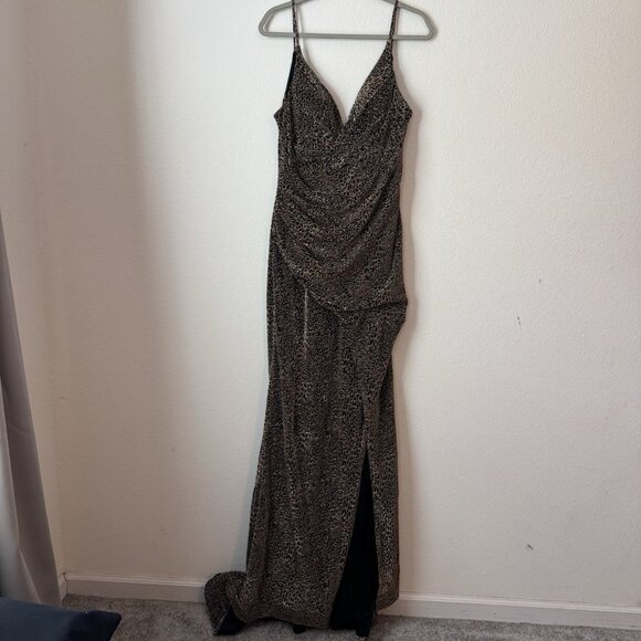 Cinderella Divine Dress Size 16 Gown Formal Leopard Print Sparkling Slit Animal - Picture 4 of 10